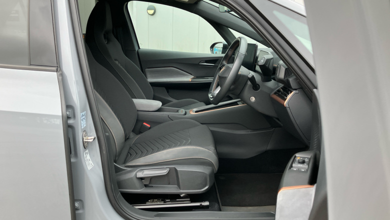 CUPRA Born 169kW e-Boost V2 58kWh 5dr Auto Electric Hatchback